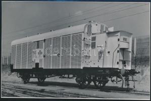 cca 1930 A Magyar Államvasutak Gépgyára által készített speciális, Hungária nevű vonatkocsi fotója 17x11 cm