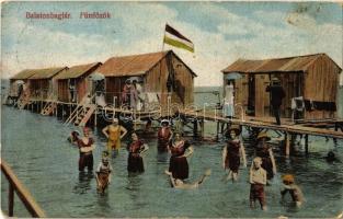 1913 Balatonboglár, fürdőzők, magyar zászló. Faragó Sándor kiadása (EK)