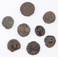 8db tisztítatlan római rézpénz a Kr. u. IV. századból T:3,3- 8pcs of uncleaned Roman copper coins from the 4th century AD C:F,VG