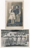 10 db RÉGI magyar népviseletes képeslap / 10 pre-1945 Hungarian folklore motive postcards