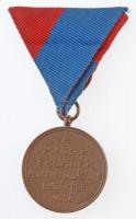 1938. "Felvidéki Emlékérem - II. Rákóczi Ferenc" Br kitüntetés mellszalaggal (34mm) T:1- 
...