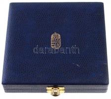 ~1990. "Magyar Politikai Foglyok Szövetsége" Br emlékérem (79mm) + "Magyar Politikai ...