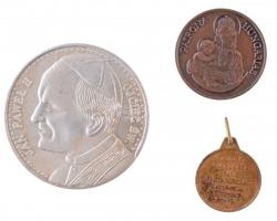 ~1982-1991. 3 db II. János Pál pápa látogatási érmék, egyik füllel T:1- patina