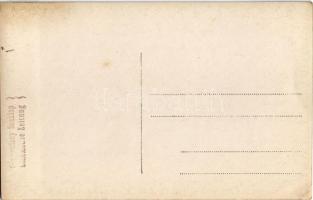 MÁV 342. sorozatú szertartályos gőzmozdonya. Gőzmozdony Szaklap kiadása / Hungarian State Railways l...