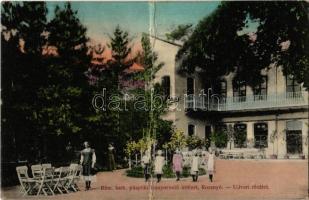1914 Rozsnyó, Roznava; Római katolikus püspöki leánynevelő intézet, udvar / Catholic girls institute, courtyard (fa)