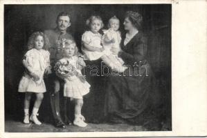 Hungarian Royal family (samll tear)