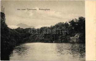 Sindanglaya, Het meer Tjisaroewa / lake