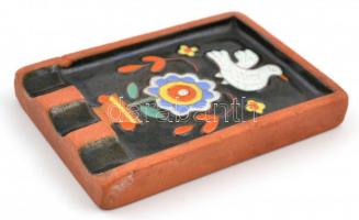 Gádor István (1891-1984): Hamutálka, mázas kerámia zománc berakásokkal, jelzett, apró kopásokkal, 9,...