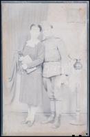 cca 1944 Kiskunfélegyháza, katonák a Marika fotóműteremben, 13 db vintage síkfilm negatív, 6x9 cm és...