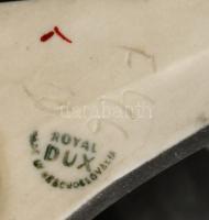 Royal Dux strucc, részben mázas, jelzett, kopásnyomokkal, m: 29 cm