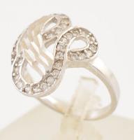 Ezüst(Ag) köves kacskaringós gyűrű, jelzett, méret: 50, bruttó: 2,5 g