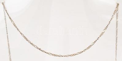 Ezüst(Ag) nyaklánc, fém kapoccsal, jelzett, h: 56 cm, bruttó: 4,9 g