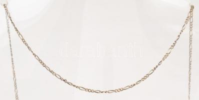 Ezüst(Ag) nyaklánc, fém kapoccsal, jelzett, h: 56 cm, bruttó: 4,9 g