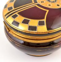 Színes üveg bonbonier, réz rátétekkel, díszítéssel, apró kopásokkal, d: 12,5 cm