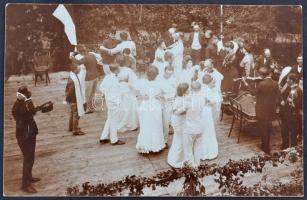 cca 1910 Ludovikás hagyaték tétel: 43 db fotólap, többségében tisztjelöltekről / 43 photo postcards ...