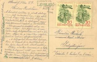 Balassagyarmat, Városháza, "Sebesen hajtani tiols!" tábla. Kondor kiadása (EK)