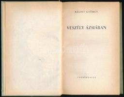 Bálint György: Veszély Ázsiában. "Kék Könyvek" 8. Bp.,(1940), Cserépfalvi,124 p. Kiadói ka...