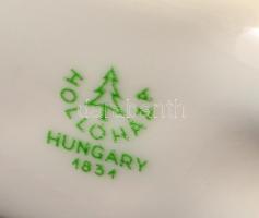 1973 Hollóházi "75 éves a MÁV Járműjavító Üzem" porcelán kulacs, matricás, jelzett, kis ko...