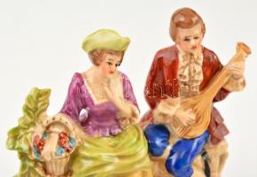 Rokokó porcelán figurák többféle jelzéssel. kb 11 cm