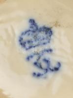 Rokokó porcelán figurák többféle jelzéssel. kb 11 cm