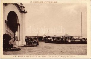 18 db régi képeslap Bretagne régióból, folklór / 18 pre-1945 postcards of the Bretagne region, folkl...