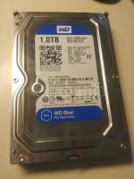 Western Digital WD10EZEX Blue SATA 3.5" merevlemez, 1TB, 7200rpm 64M cache jó állapotban. 20250 órás futásidő. HD Sentinel 100/100 %