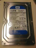 Western Digital WD10EZEX Blue SATA 3.5" merevlemez, 1TB, 7200rpm 64M cache jó állapotban. 12460 órás futásidő. HD Sentinel 100/100 %