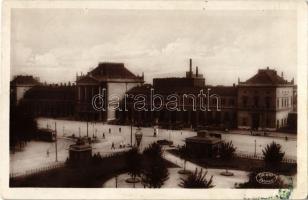 20 db régi külföldi városképes lap / 20 pre-1945 European town-view postcards