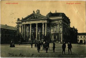 17 db régi erdélyi városképes lap, közte néhány fotó / 17 pre-1945 Transylvanian town-view postcards, including some photos