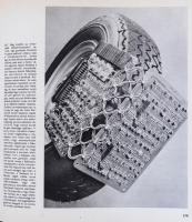 Liener György: Autótípusok. Budapest, 1977, Műszaki Könyvkiadó. Kiadói kartonált papírkötés, számos ...