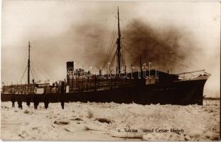 Tulcea, Tulcsa; Vasul Cesar Mabro / steamship on frozen water in winter