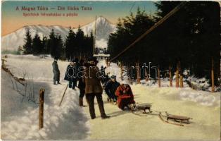 1918 Tátra, Magas Tátra, Vysoké Tatry; Sportolók felvontatása a pályán, téli élet a Tátrában, téli sport, szánkózók / winter sport in the High Tatras, sledding, towing the sportsmen up the track (EK)