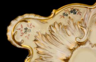 cca 1890 Fischer Budapest tálca, kézzel festett, aranyozott  porcelánfajansz, jelzett  "Fischer...