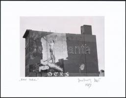 1983 Jankovszky György(1946-): New York, feliratozva, aláírt, pecséttel jelzett, kartonra kasírozva, 13×18 cm