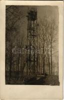 1916 Tüzérségi megfigyelőtorony, a létrákon ülő katonák / WWI Austro-Hungarian K.u.K. military, artillery observation tower, soldiers sitting at the top of the ladders. photo