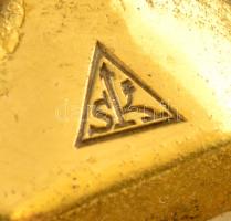 Art deco bronz szobor, jelzett (SK), alabástrom talapzaton, m: 14 cm