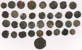 36db tisztítatlan római rézpénz a Kr. u. IV. századból T:3- 36pcs of uncleaned Roman copper coins from the 4th century AD C:VG