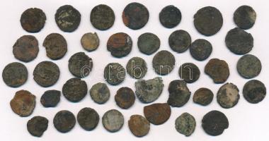 42db tisztítatlan római rézpénz a Kr. u. IV. századból T:3- 42pcs of uncleaned Roman copper coins from the 4th century AD C:VG