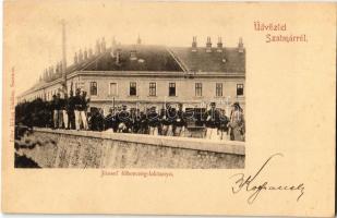 1900 Szatmárnémeti, Szatmár, Satu Mare; József főherceg laktanya katonákkal. Lövy Miksa kiadása / military barracks with soldiers