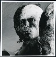 cca 1985 Jelzés nélküli, vintage fotóművészeti alkotás, 16x15,5 cm