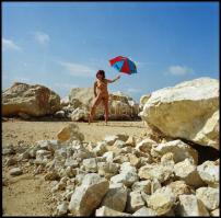 Különféle időpontokban, eltérő helyszíneken és több fotómodell közreműködésével készült 7 db vintage...