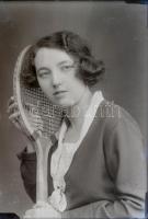 cca 1936 Eger, a Fotó: GRÁF egri műteremben készült, 13 db vintage üveglemez negatív (viseletek, szép hölgyek, katonák, urak, stb...12x16 cm