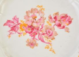 Zsolnay hiányos 12 személyes készlet, egyik tál repedt, jelzett, kopott, összesen: 50 db