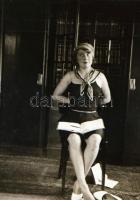 cca 1930 Mozdulatművészről készült felvételsorozat, 13 db vintage negatív, Fekete György (1904-1990)...