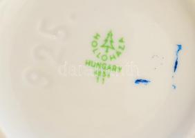 Hollóházi piros-fehér csésze + cukortartó + hamutálka, kézzel festett, jelzett, apró kopásokkal, kül...