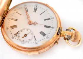 Remontoir 14K arany női zsebóra vésett, díszes tokkal br 25,7 g Működő, jó állapotban