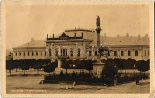 1910 Ipolyság, Sahy; Vármegyeháza. Kiadja Polgár I. / county hall (EK)