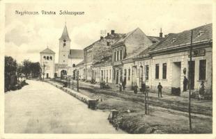 1910 Nagybiccse, Nagy-Bittse, Bytca; Vár utca, templom, M. Florián üzlete / Schlossgasse / street, church, shop