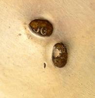 Ezüst keresztelőpohár. Jelzett, vésett. 5,5 cm 23,6 g