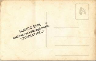 Szombathely, Hudetz Emil szobrász és kőfaragómester munkája a temetőben, Zsifikovics Márton sírhelye...